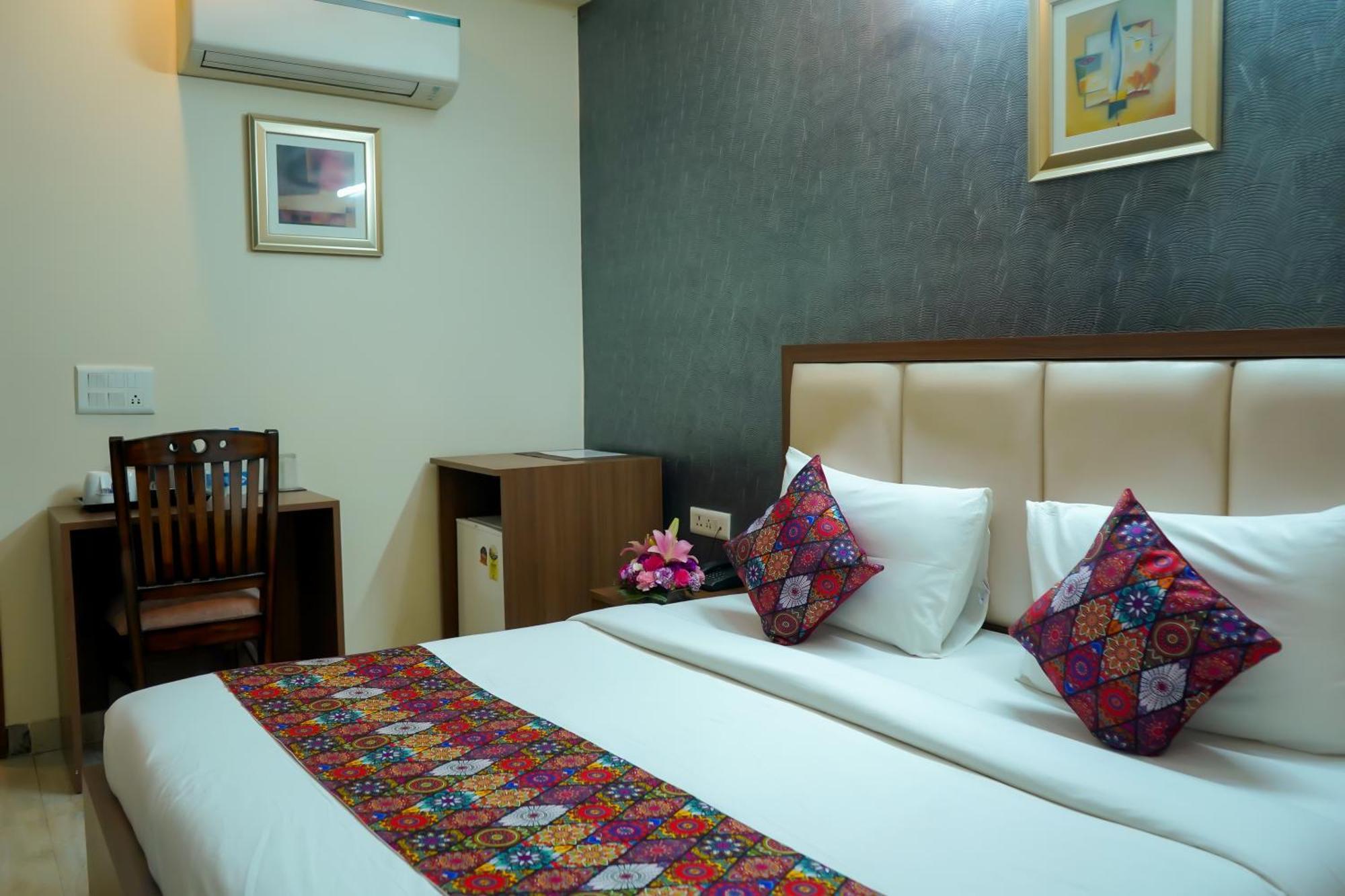 Hotel The Luxe 18 - Golf Course Road Gurgaon Zewnętrze zdjęcie