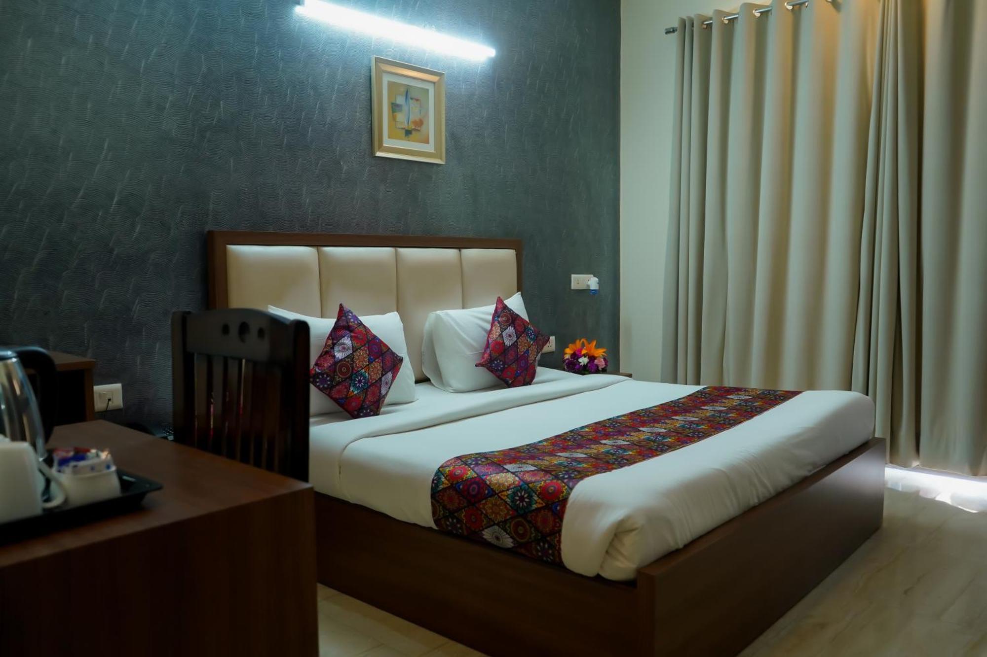 Hotel The Luxe 18 - Golf Course Road Gurgaon Zewnętrze zdjęcie