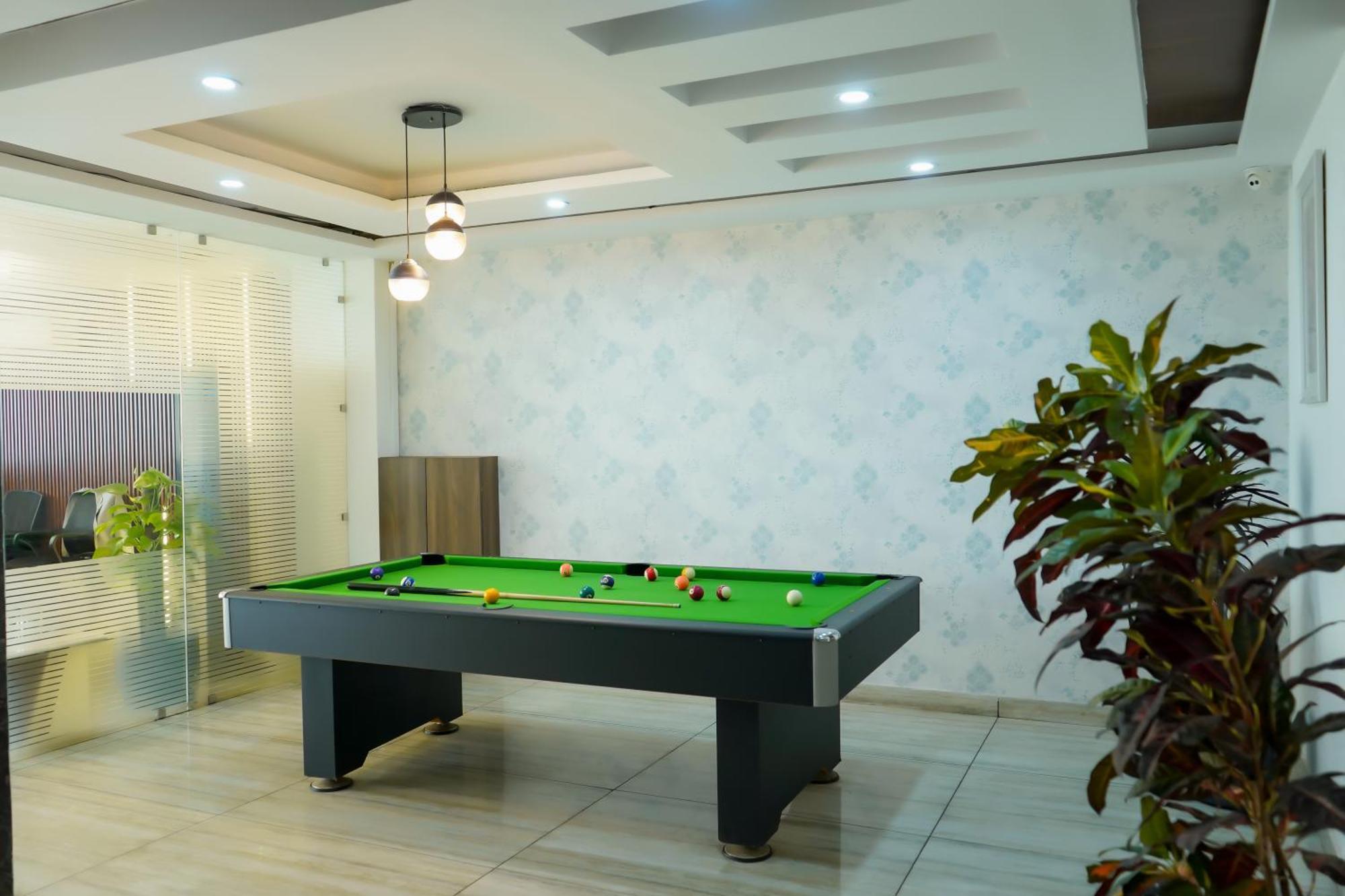 Hotel The Luxe 18 - Golf Course Road Gurgaon Zewnętrze zdjęcie